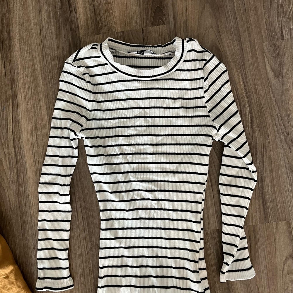 Lulus striped tight shirt!